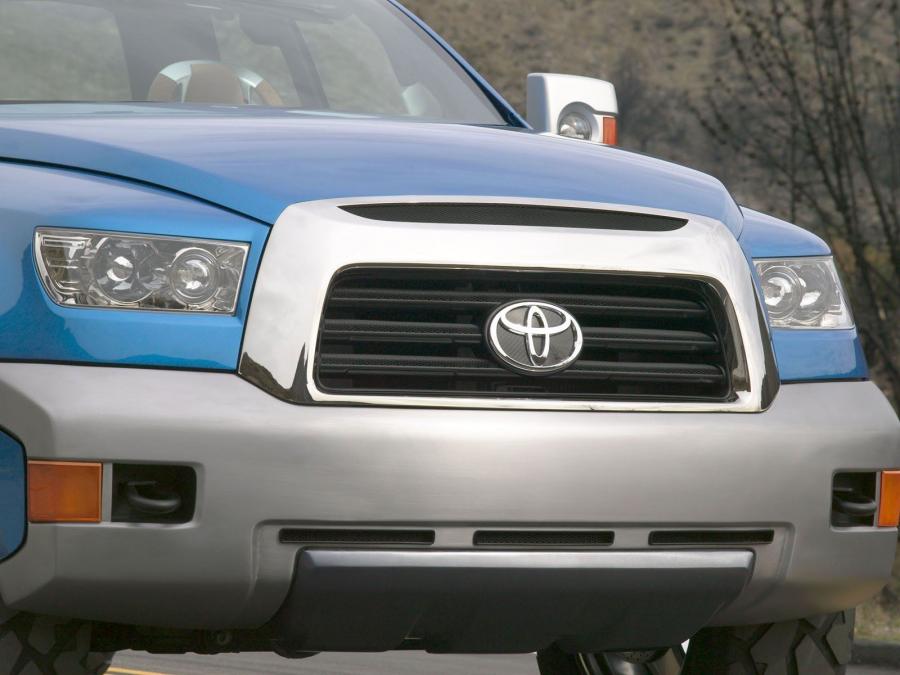  Toyota FTX Concept 2004 года  (фото 11 из 33)